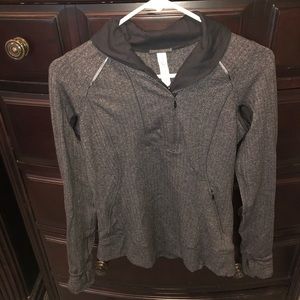 Lululemon athletic pullover